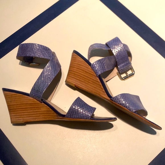 AGL Blue Snake Embossed Leather Wedge Sandals 40 - Picture 3 of 3